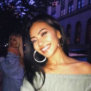 Meet your Posher, Jacqueline